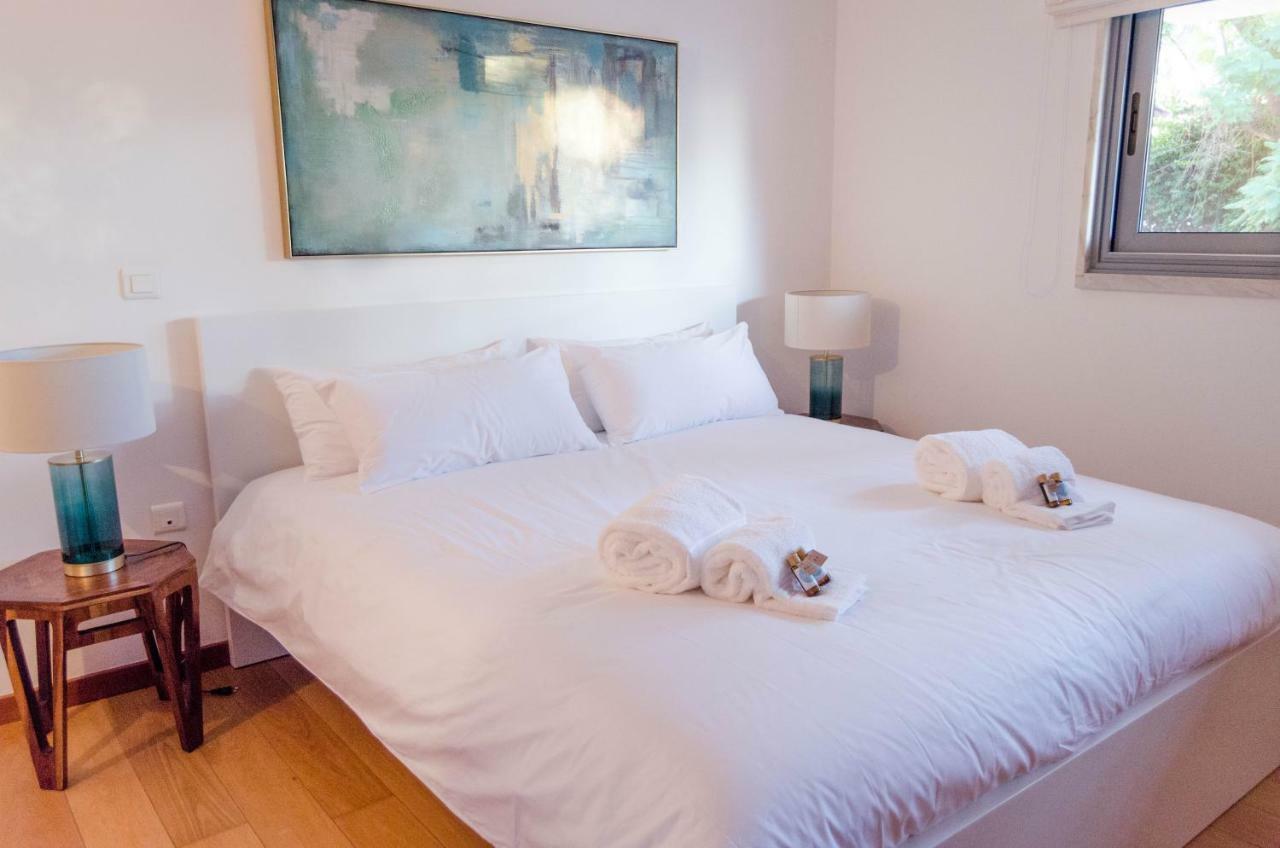Joivy Graca Luminous 2-Br Apartment With Terrace Lisbon Exterior photo